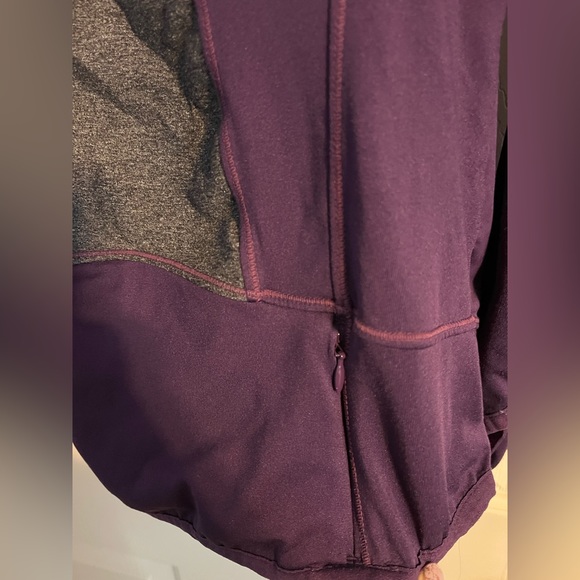 Athleta Prevail Zip Ruffle Running Jacket Purple Size S - Picture 3 of 5